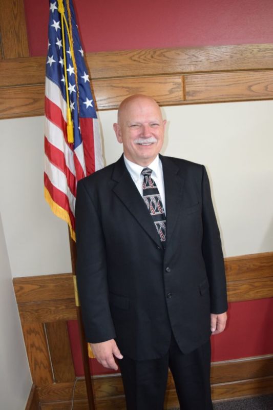 Mayor Bob Tharp